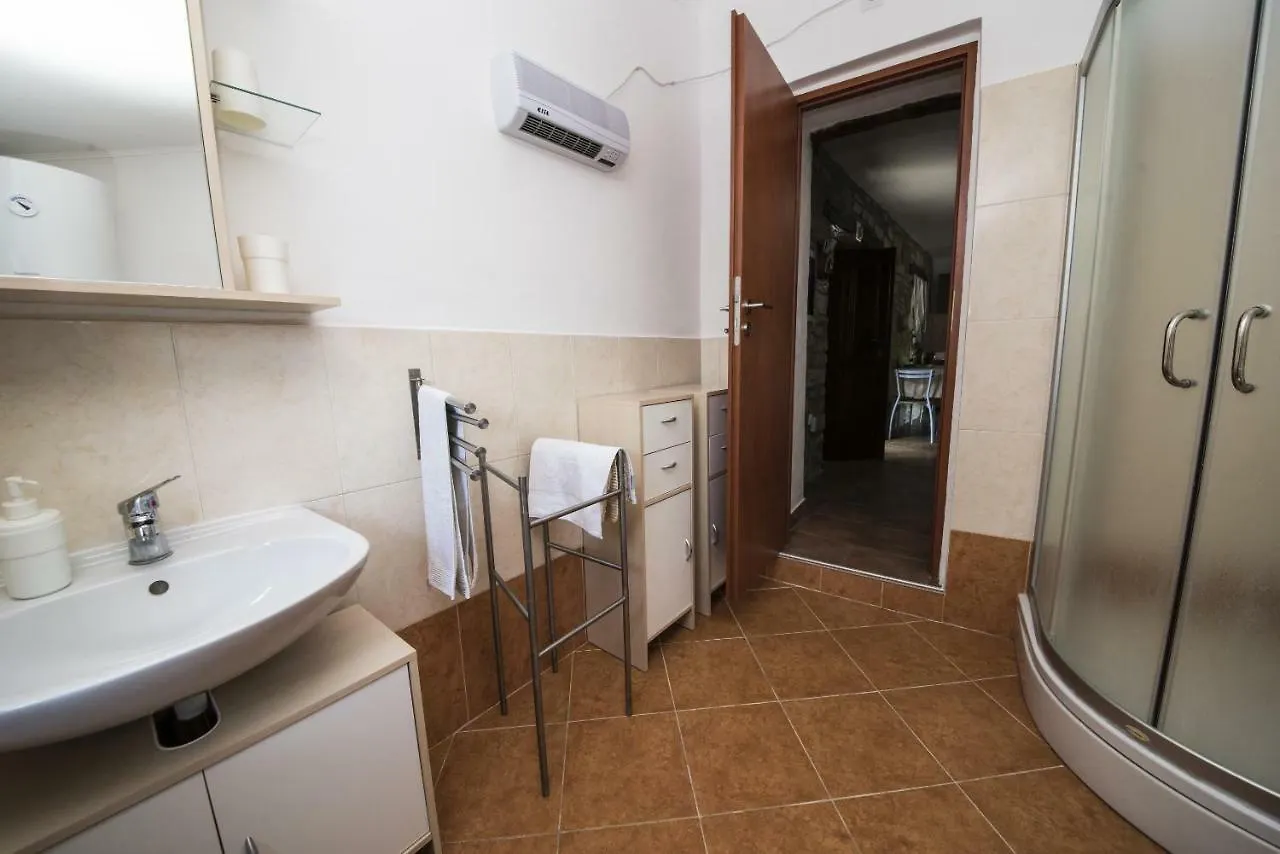 Holiday Home Cosseriga Racicki Brijeg